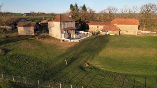 Quezac Casa | Gite Lamalpapoche