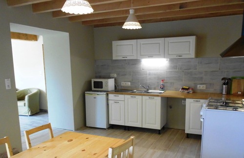 Montfermier Cabaña | Albergue Lavalade es una hermosa casa de campo en un entorno rural.
