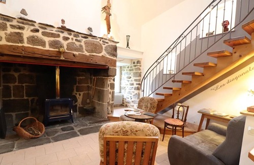 Lavigerie Cabaña | Gite Lavigerie, 3 bedrooms, 8 persons