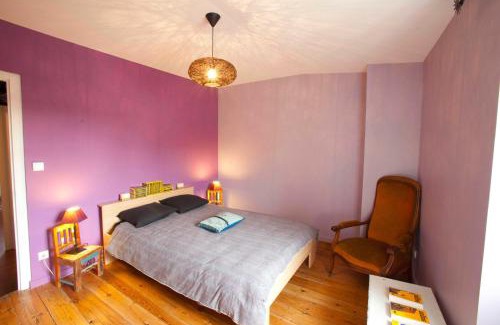 Saint-Macaire Casa | Gite le 23 dans cite médiévale