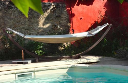 Saint-Macaire Casa | Gite le 23 dans cite médiévale