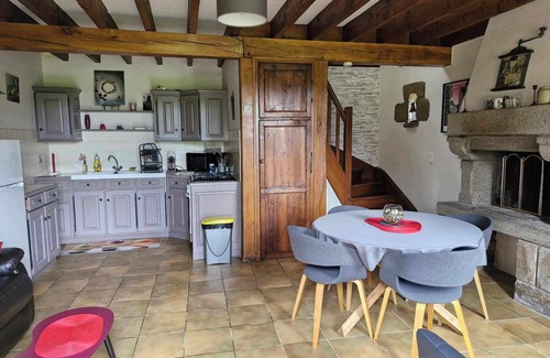 Bonnemain Casa | GITE LE COIN con piscina