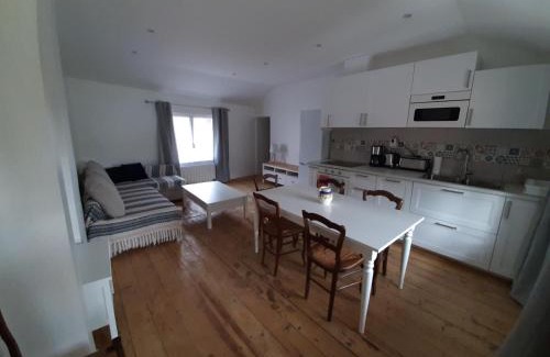 Albigny-sur-Saone Apartamento | Gite le haut des maraichers