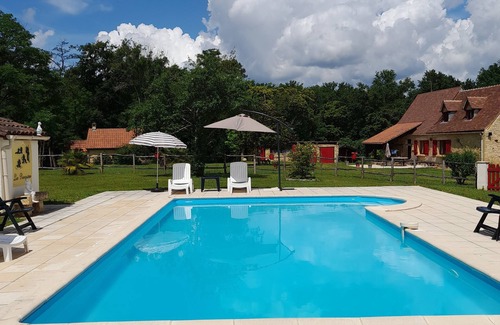 Fajoles Apartamento | Gite Le Lys (full accommodation).