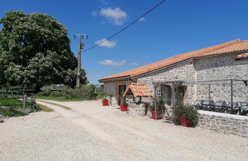 Parthenay Casa | Gite Le marronnier - Parthenay - 10 personnes - Gite à la campagne à 3 kms du centre-ville