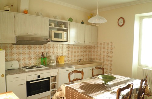Les Mages Cabaña | Casa rural '' le Monet '' en una casa de campo, tranquila, piscina, servicios de calidad
