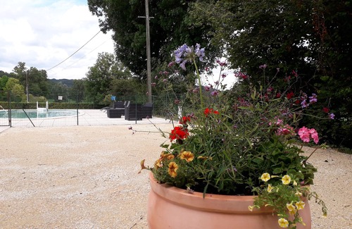 Saint-Amand-de-Coly Cabaña | Gite LE PEYSSET between SARLAT and MONTIGNAC LASCAUX with private pool.