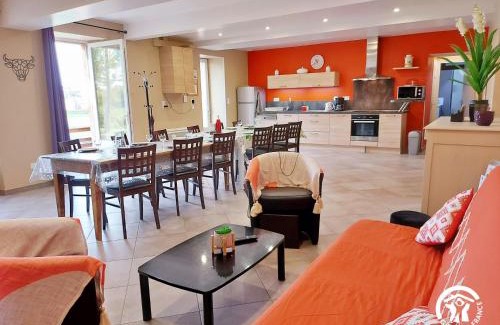 Gennes-sur-Glaize Casa | GITE LE PLESSIS