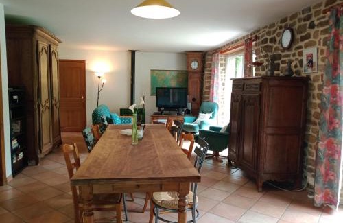 Le Val-Saint-Pere Casa | GITE LE PRESSOIR DE LA BAIE 20 km DU MONT ST MICHEL