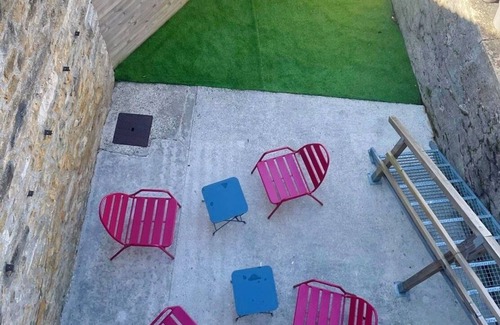 Lavigny Casa | Gîte Le Temps d'une vendange, at the foot of the vineyards and hiking trails