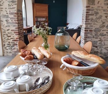 Saint-Andeol-le-Chateau Casa | GITE LES ARCHES