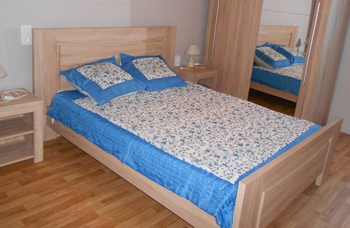 Lescure-Jaoul Casa | Gîte les Cayroux, in the countryside, calm, restful with very beautiful panorama