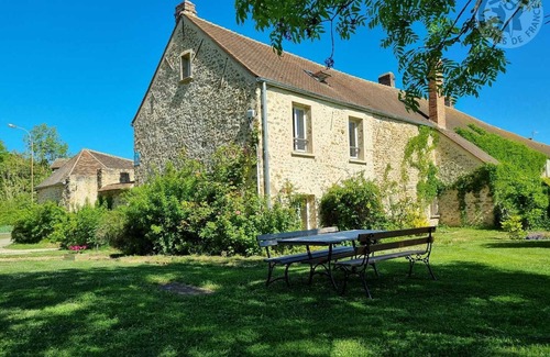 Les Essarts-le-Roi Cabaña | Gite Les Essarts-le-Roi, 3 bedrooms, 6 persons