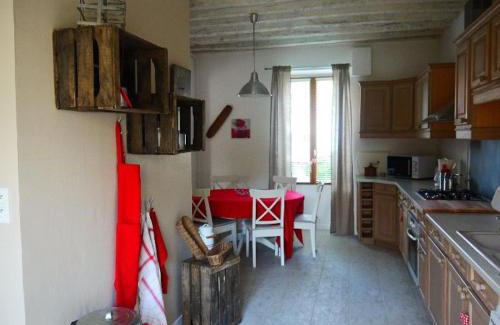 Vigny Casa | Gite Les Volets Rouges