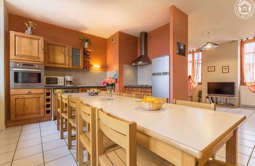 Thoiry Casa | Gite located 19km from Aillon le Jeune (family resort with 39km of slopes with the Margériaz) and 21