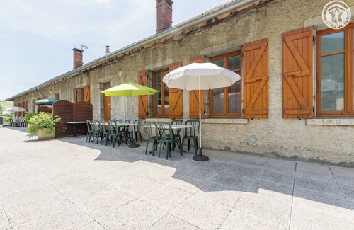 Thoiry Casa | Gite located 19km from Aillon le Jeune (family resort with 39km of slopes with the Margériaz) and 21