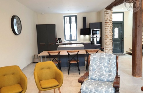 Mareil-le-Guyon Cabaña | Gite Mareil-le-Guyon, 6 bedrooms, 12 persons
