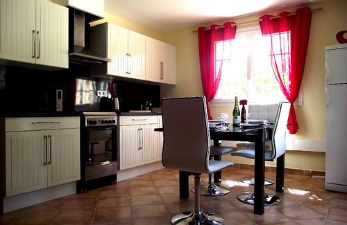 Soumensac Casa | Albergue nr Eymet con climatizada Jacuzzi, a 100 metros del lago, Dordoña, Aquitania