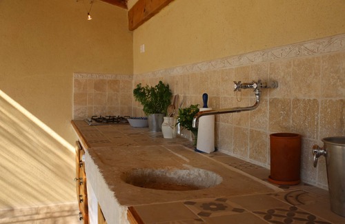 Mormoiron Casa | Gîte on 5 private hectares with swimming pool, view of Mont Ventoux