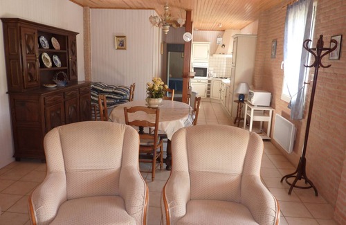 Castelferrus Cabaña | Casa rural en terrenos arbolados cerrados