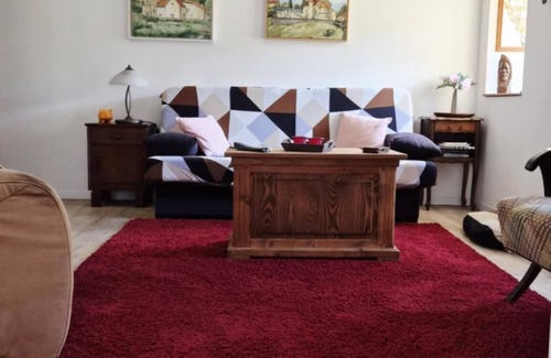 Fontenoy-le-Chateau Apartamento | Gite on the Canal L'Est and the Coney River