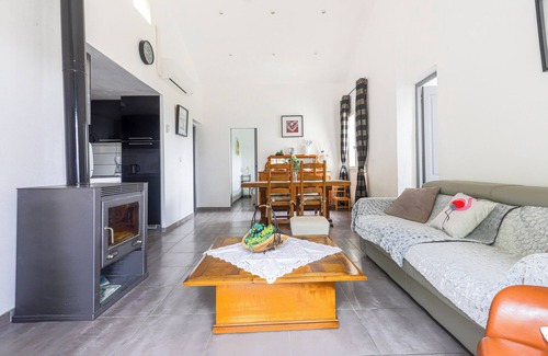 Saint-Laurent-du-Var Cabaña | Gite on the height of Nice