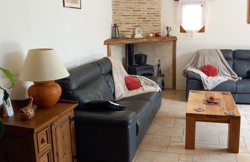 Ginestet Casa | Vrbo Property