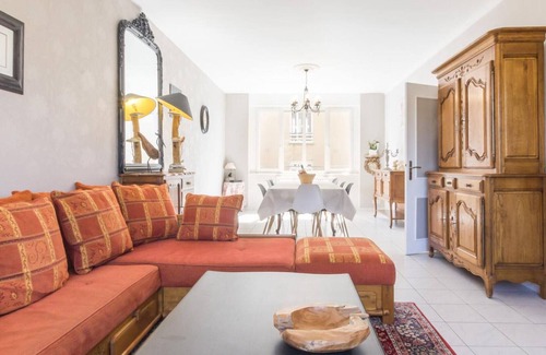 Pontorson Cabaña | Gite Pontorson, 5 bedrooms, 10 persons