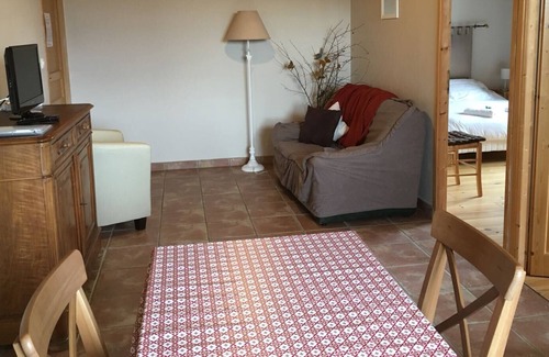 Saint-Vincent Apartamento | Casa rural Ravin de Corboeuf con piscina climatizada en el corazón de Auvernia