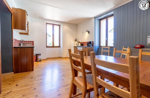 Le Chatelard Casa | LA COMPAGNIE DU BOURG - GRENETTE