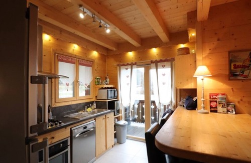 Saint-Jacques-des-Blats Cabaña | Gite Saint-Jacques-des-Blats, 3 bedrooms, 8 persons