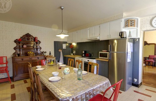 Saint-Symphorien-de-Lay Cabaña | Casa rural Saint-Symphorien-de-Lay, 2 dormitorios, 4 personas