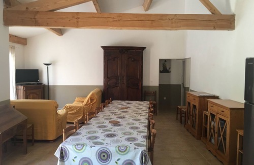 Sardan Casa | Gîte Sainte Octime - in the heart of a vineyard between the Cevennes and Camargue.