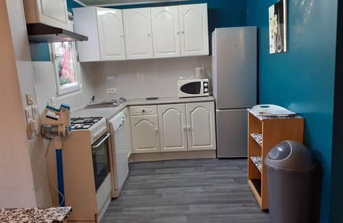 Saint-Crepin-et-Carlucet Condominio | Casa rural ST MARTIN 6 personas con piscina, jardín y petanca,