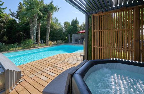 Alzonne Casa | Gite STANDING climatisé avec piscine chauffée et SPA PRIVATIF