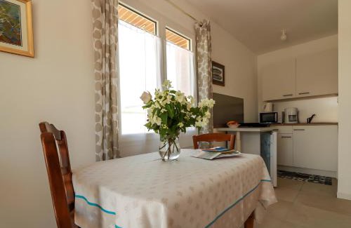 La Salvetat-Saint-Gilles Apartamento | Gite Studio Le Colibri