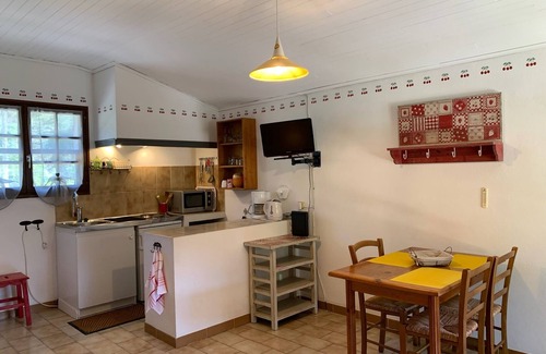 Venasque Apartamento | Gîte Studio with Terrace in Venasque