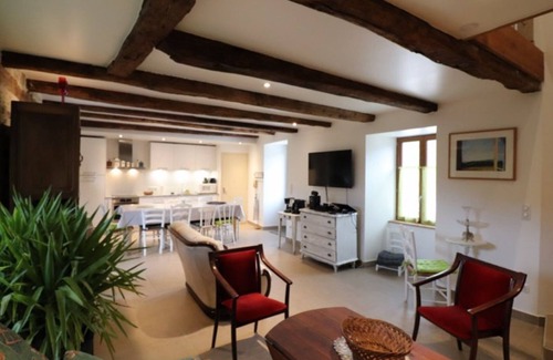 Vieillevie Cabaña | Gite Vieillevie, 5 bedrooms, 10 persons