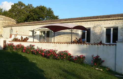 Montpellier de Medillan Casa | Casa rural con piscina a 15 minutos del océano