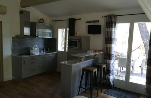 Saint-Antonin-du-Var Otro | Gîte with private Jacuzzi in the heart of Provence Côte d'Azur