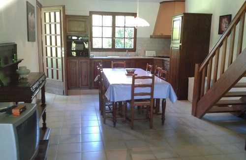 Saint-Marcory Condominio | Gite with large swimming pool, play area, green space.