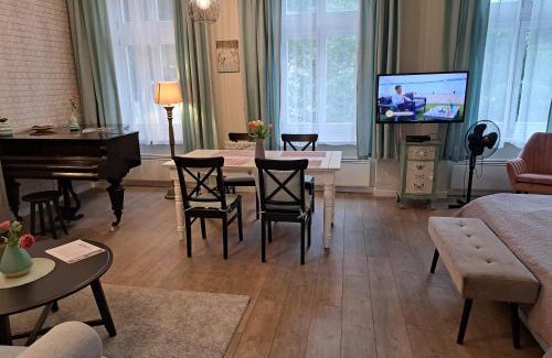 Castle Hill Apartamento | Gizella apartman