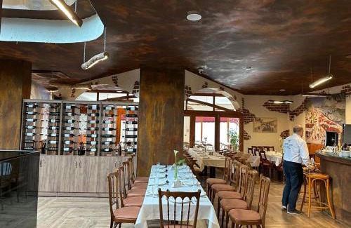 Shkoder Hotel | GJUHADOLI HOTEL Restaurant