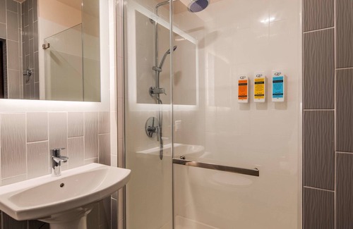 Greenwood Hotel | GLō Best Western Brooklyn NYC