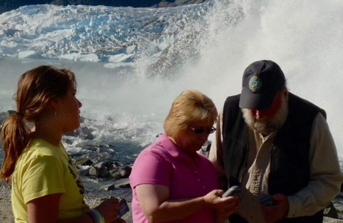 Mendenhall Valley Casa | Glacier Guest Room - Walk to the Mendenhall Glacier Offering 10% OFF ON TOURS!