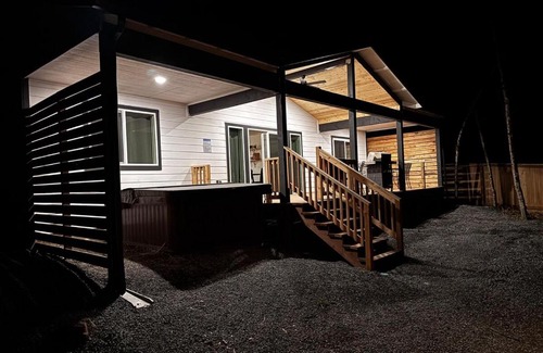 Ashford Casa | Glacier Run, Hot Tub, Sauna,Movie Theater, WiFi, EV