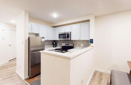 Village North Apartamento | Glacier's Reach 122