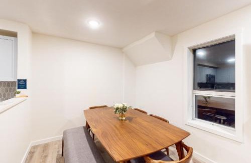 Village North Apartamento | Glacier's Reach 122