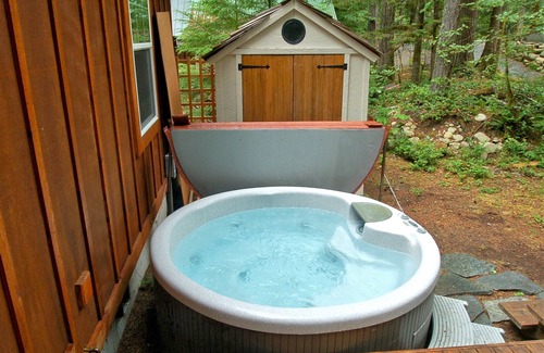 Warnick Cabina | Cabina Glacier Springs #dormitorios, 2 baños, ¡jacuzzi! ¡Mascota amigable!