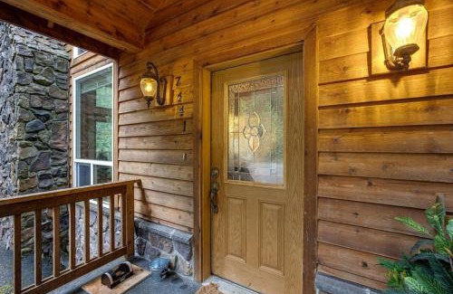 Glacier Casa | Glacier Springs Cabin 20 An Elegant Country Home